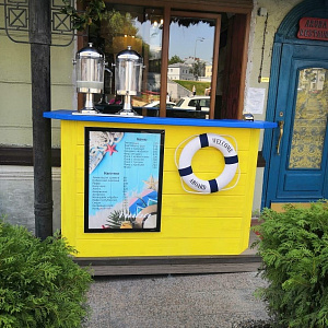 уличная барная стойка
